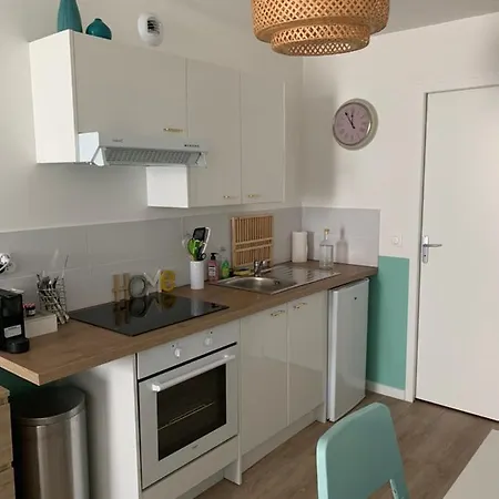 Apartment Le Mans: Studio Neuf, Moderne, Bien Place Proche Gare